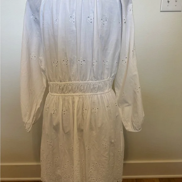 Eyelet White Embroidered Dress - Picture 3 of 8